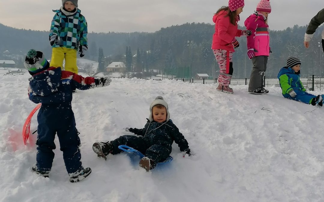 PRIČETEK ČAROBNEGA DECEMBRA