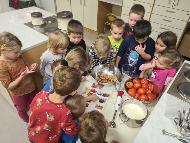 Novembrske dejavnosti v Rumeni skupini